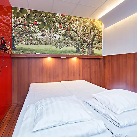 Omena Hotel